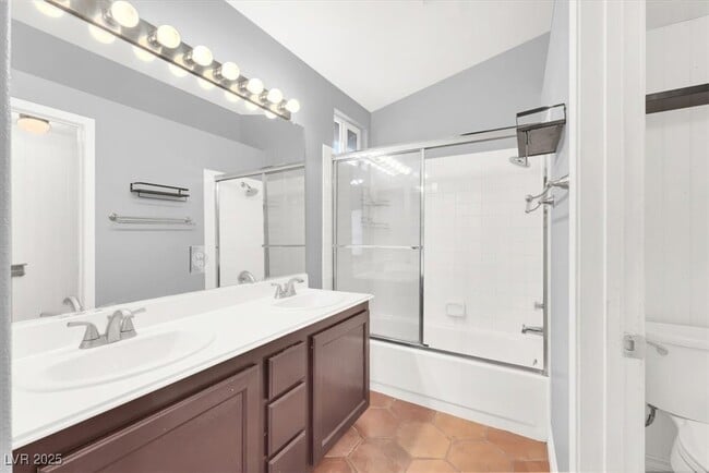 Building Photo - 2413 Rue De Bourdeaux