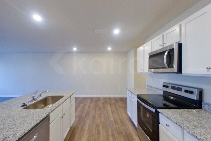 Building Photo - 520 Ivy Brook Way