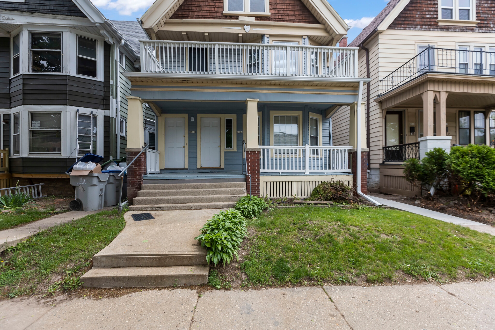 Building Photo - 2514 N Oakland Ave