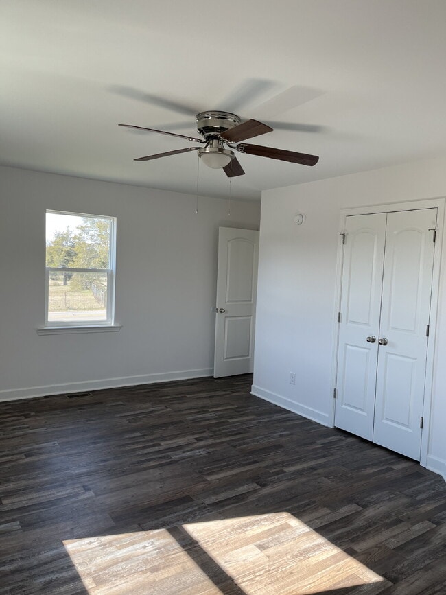 Building Photo - 9155 Concord Rd