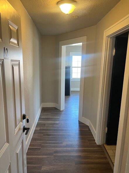 Building Photo - 2116 15th St