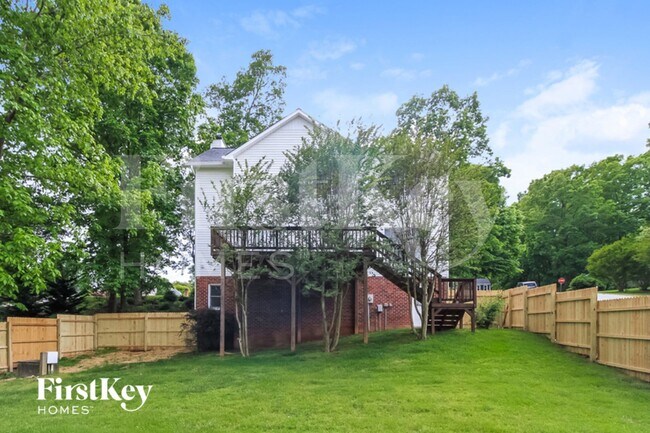 Building Photo - 5225 Bridge Pointe Dr