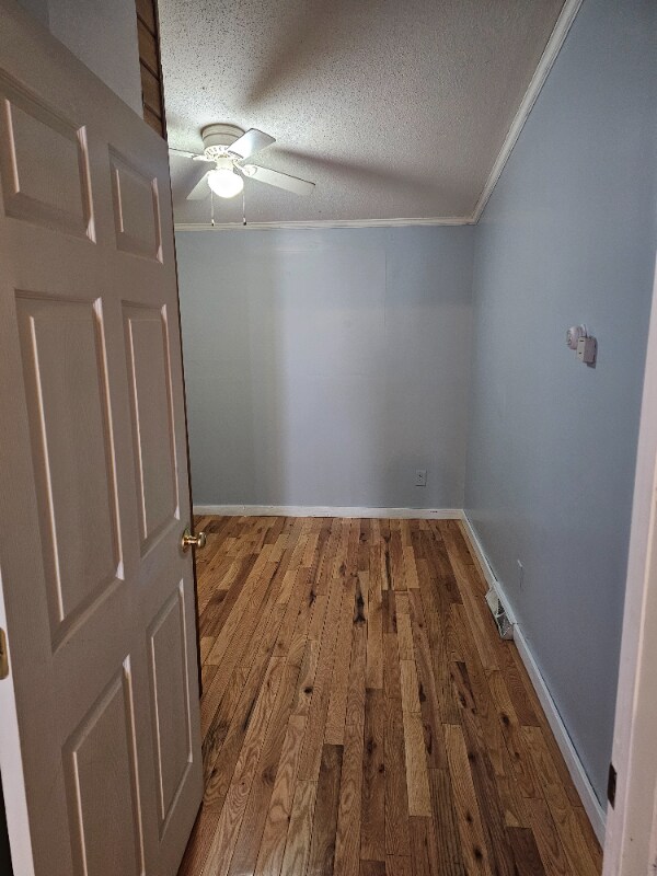 Building Photo - 1574 Armstrong Rd