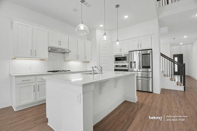 Building Photo - 3801 Blue Yucca Ln