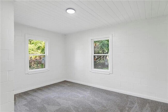 Building Photo - 956 Conti St