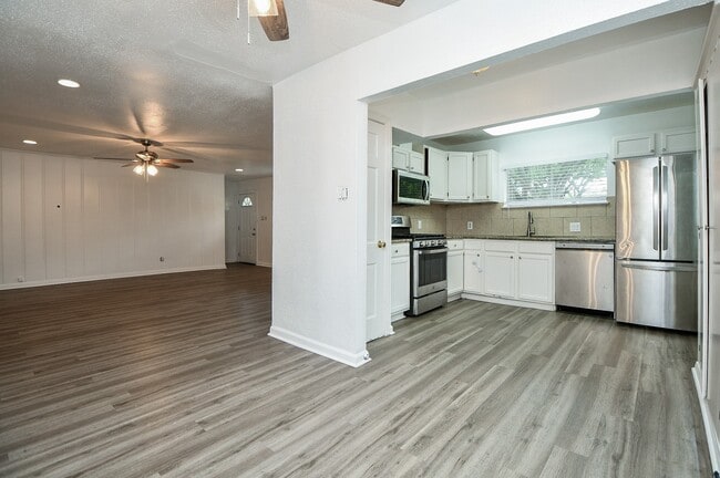 Building Photo - 3914 Childress St