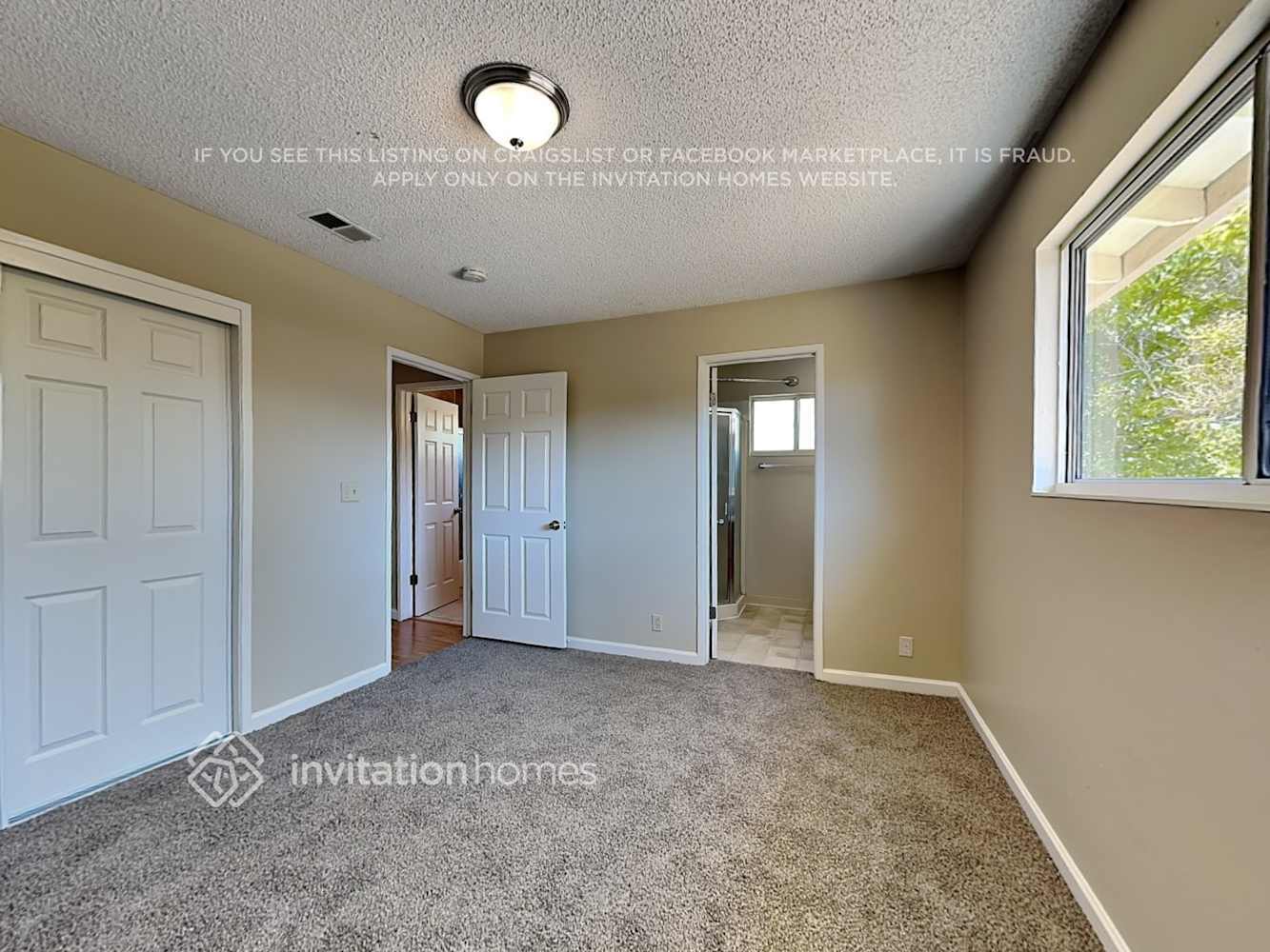 Building Photo - 2760 Orchid St