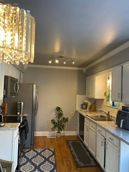 Building Photo - 620 Candlestick Ln