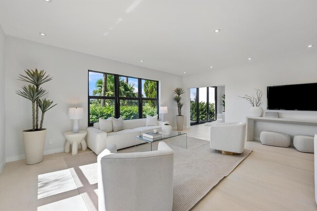 Building Photo - 800 Greensward Ct