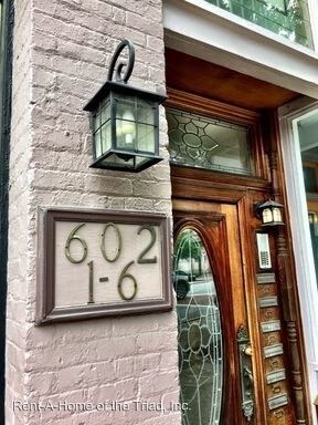 Building Photo - 602 S Elm St
