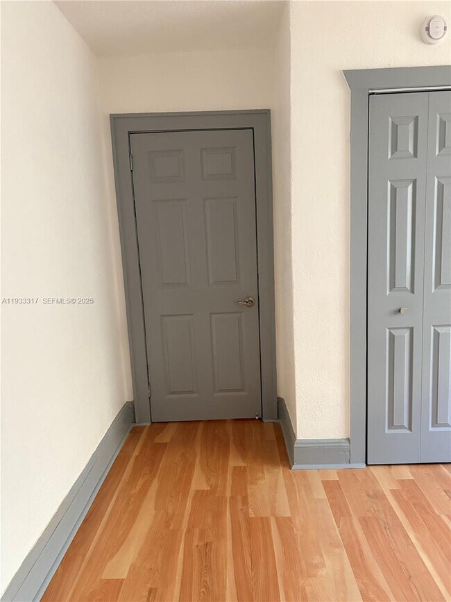 Building Photo - 249 SW 4th St