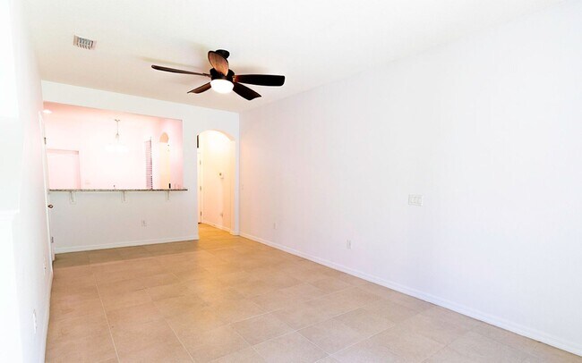 Building Photo - 5179 Bay Isle Cir