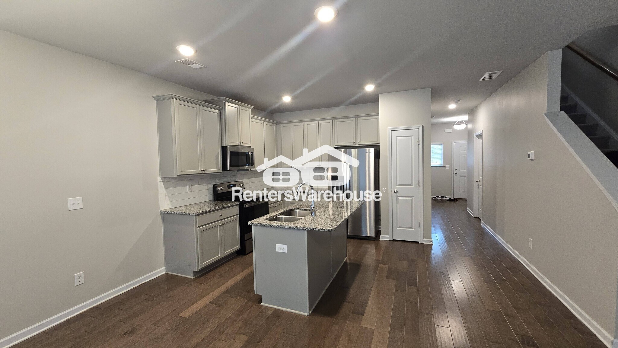 Building Photo - 7055 Mimosa Blf