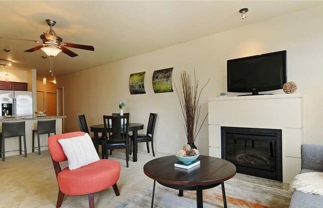 Building Photo - Beautiful Condo in the Heart of Ballard!
