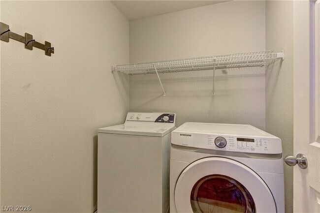 Building Photo - 1052 Coronado Peak Ave