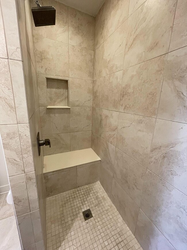 Building Photo - 199 S 5th St