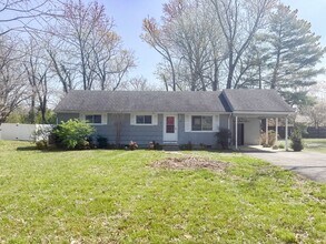 Building Photo - 3-Bedroom Single-Family Home Near TTU with Hardwood Floors and Carport
