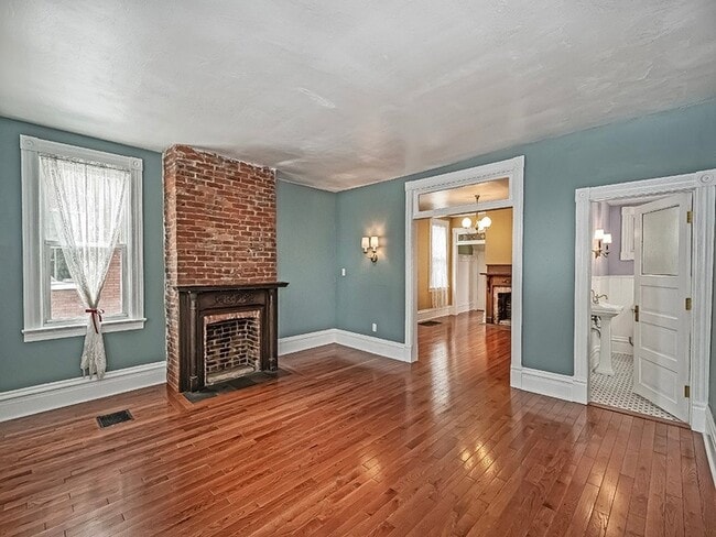 Building Photo - 130 Boroview Ave