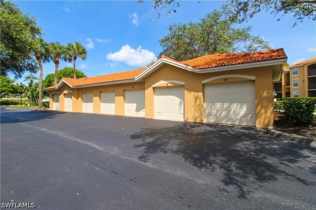 Building Photo - 8659 River Homes Lane