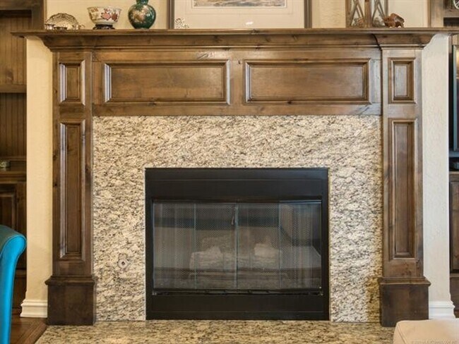 Building Photo - 10724 Masters Cir
