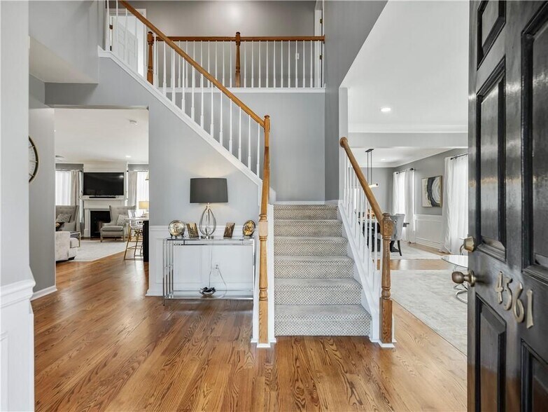 Building Photo - 4561 Chelton Ct SE