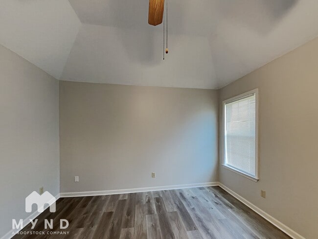 Building Photo - 7709 Shadow Fork Ln