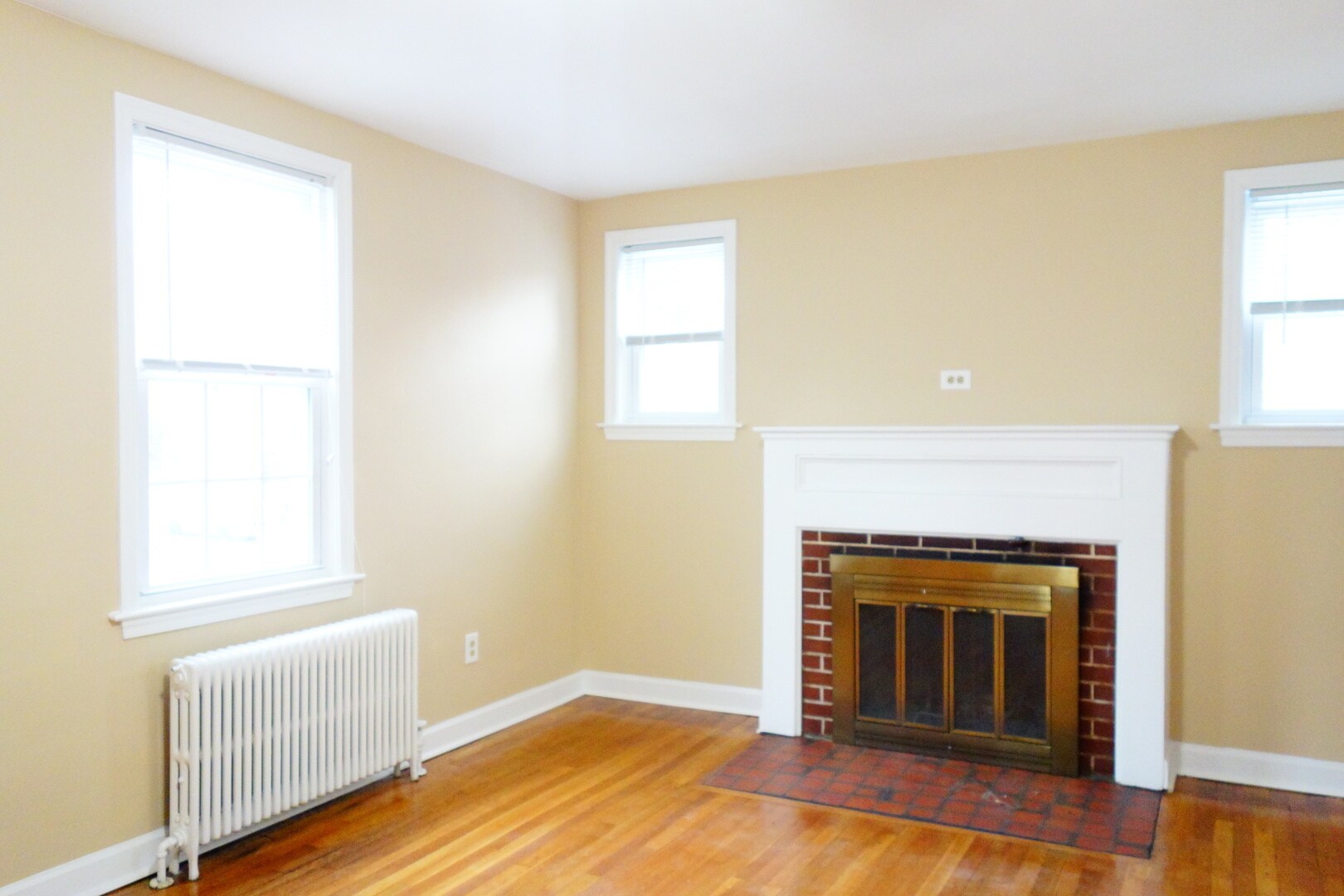 Building Photo - 807 Kennebec Ave