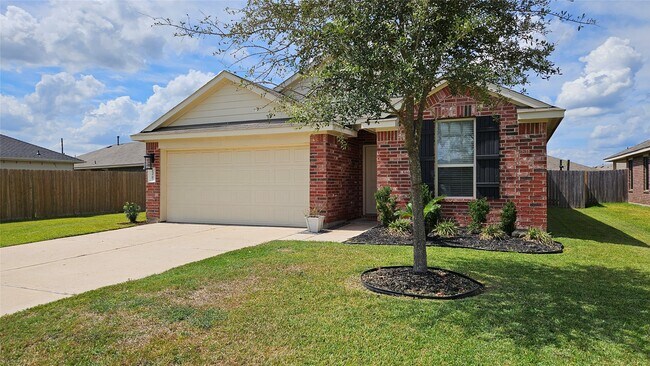 Primary Photo - 23707 Water Hickory Dr
