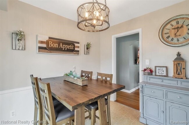 Building Photo - Mayfield