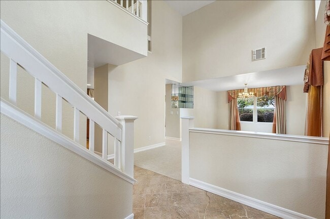 Building Photo - 3 Cerruti Ct