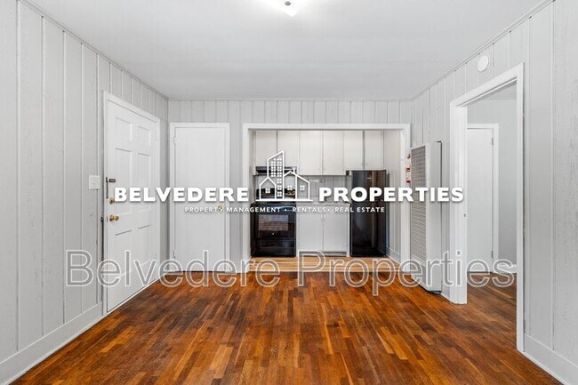 Building Photo - 217 McIver St