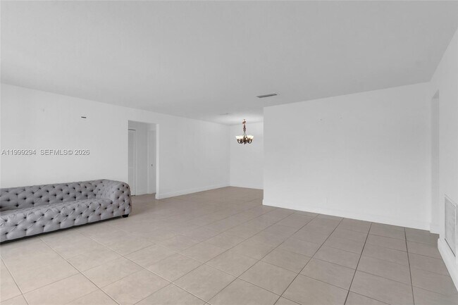 Building Photo - 1280 NW 49th St