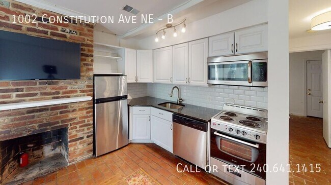 Building Photo - 1002 Constitution Ave NE