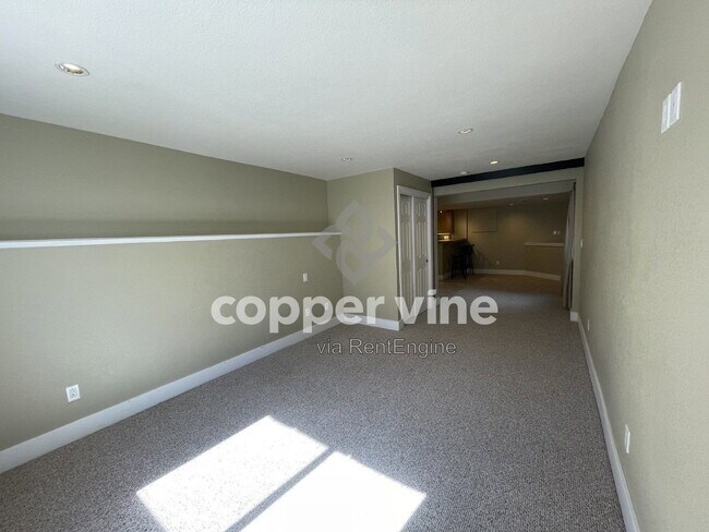 Building Photo - 11230 Irving Dr