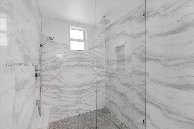 Building Photo - 401 Ocean Dr