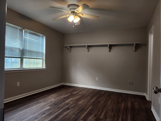 Building Photo - **Available June 1st ** Newly Remodeled 2 ...