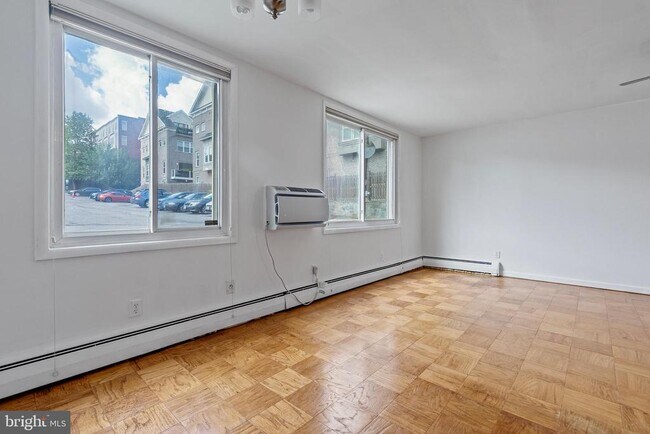 Building Photo - 3000 7th St NE