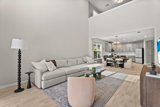Building Photo - 15360 Isla Palma Ln