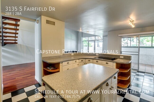 Building Photo - 3135 S Fairfield Dr