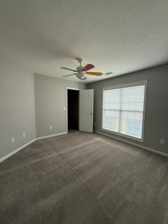 Building Photo - Santee Court