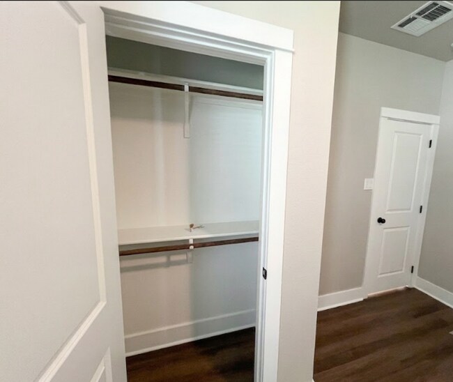 Building Photo - AVAILABLE NOW; APPLY TODAY ON OUR WEBSITE!!!