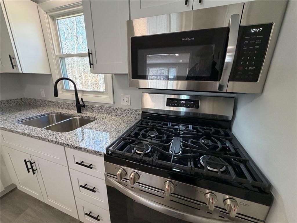 Building Photo - 209 Hatchery Rd