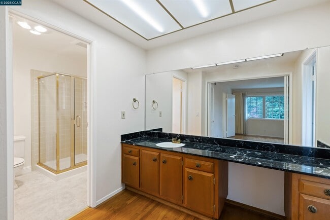 Building Photo - 2201 Quiet Pl Dr