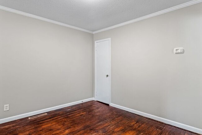 Building Photo - Home off Freeman Mill, Living Room Plus De...