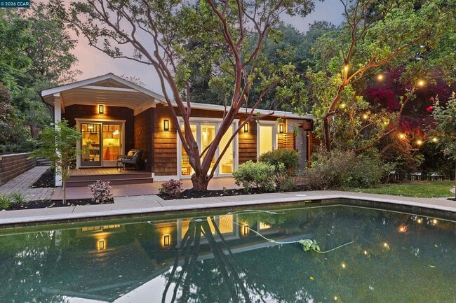 Building Photo - 1754 Reliez Valley Rd