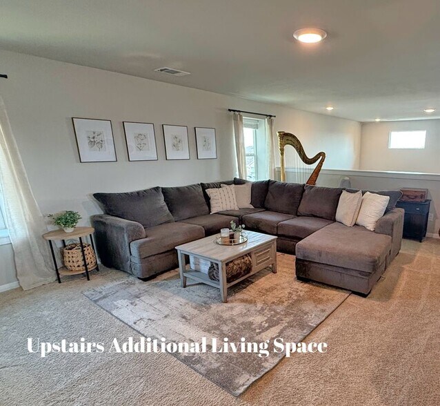 Building Photo - 148 Callado Cir