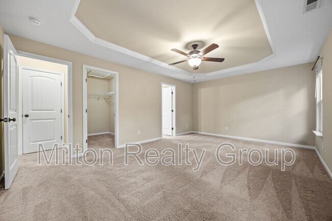 Building Photo - 111 Angel Oak Dr