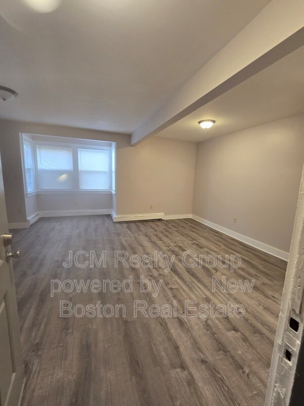 Building Photo - 40 Winthrop St