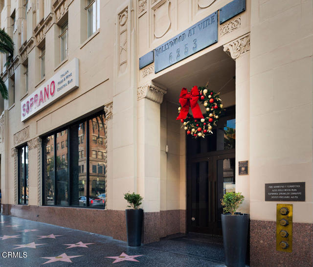 Building Photo - 6253 Hollywood Blvd