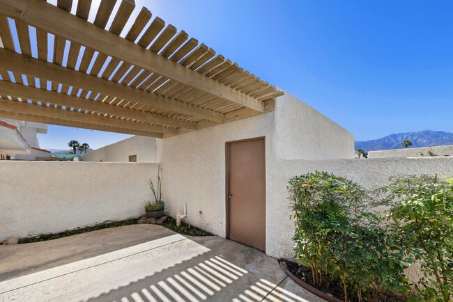 Building Photo - 34341 Denise Way